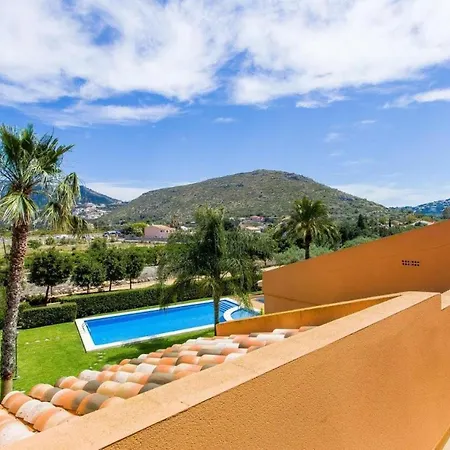 Charming 4-bed In * Denia