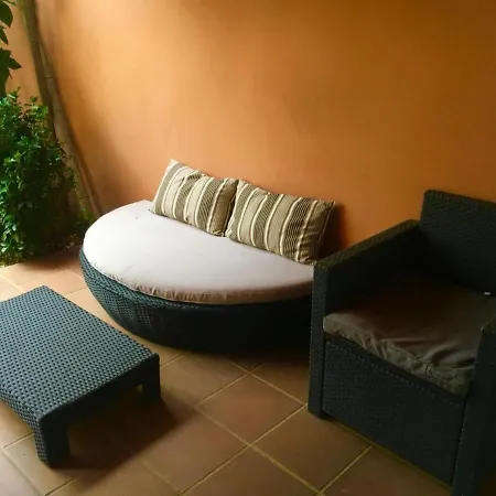 Charming 4-bed In Villa