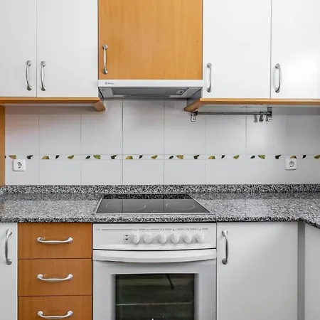 Villa Charming 4-bed In *